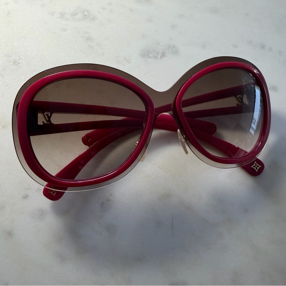 Vintage authentic Louis Vuitton shades - Picture 10 of 10